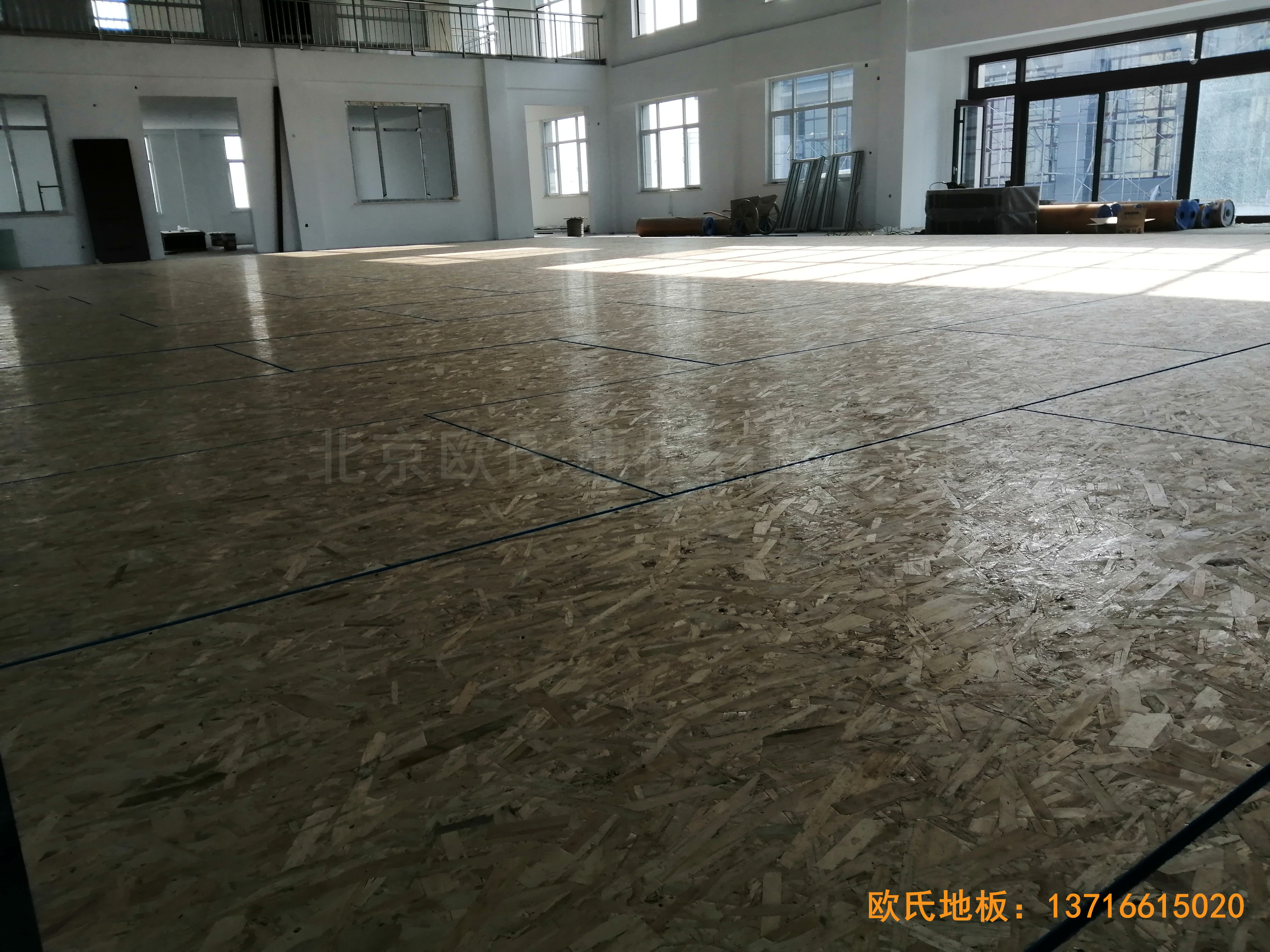 萊州銀海工業園消防特訓隊籃球館運動木地板鋪裝案例2